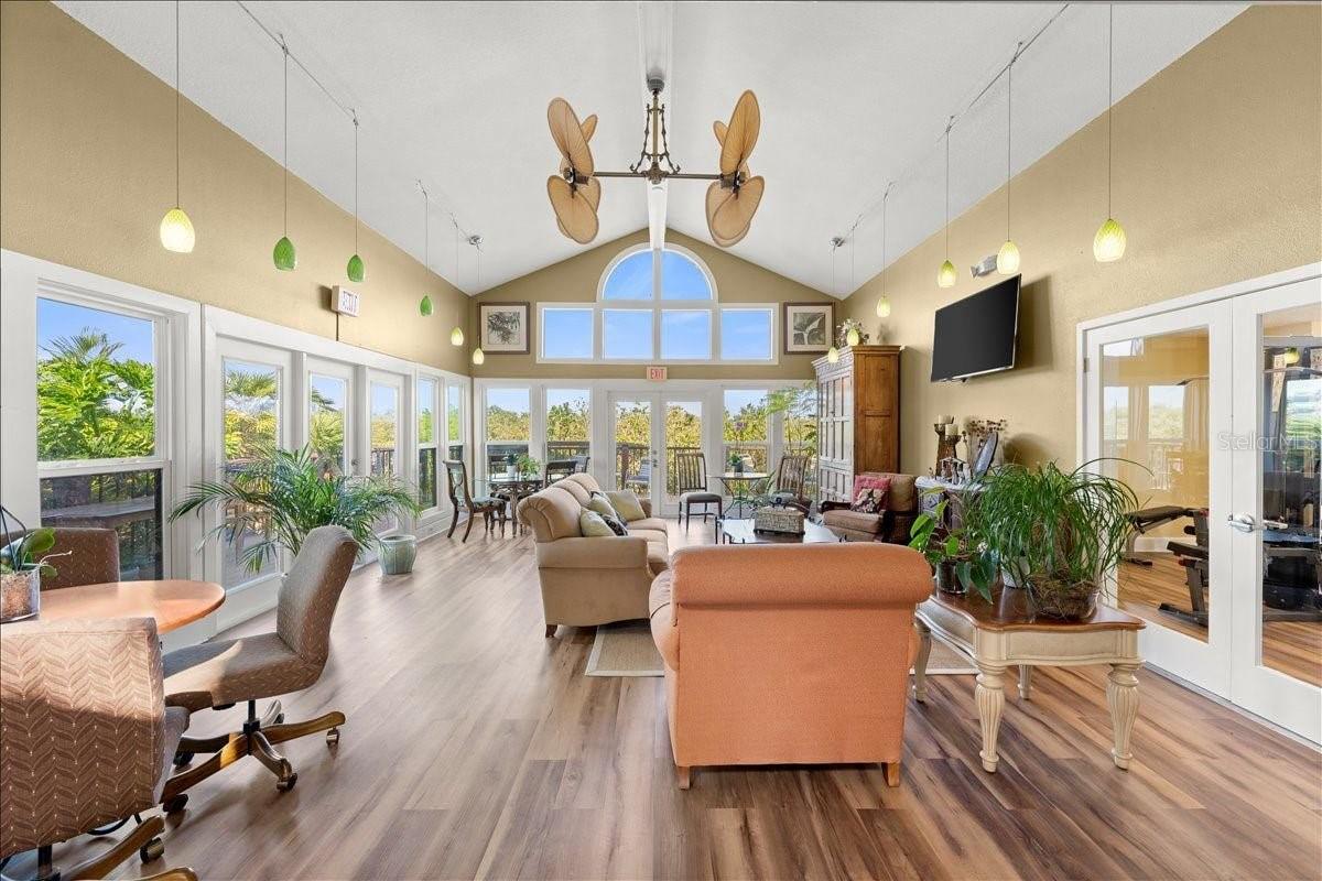 Image 41 of 70 For 1401 Palmetto Avenue 806