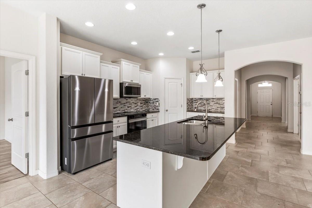 Image 12 of 62 For 205 Birkdale Drive