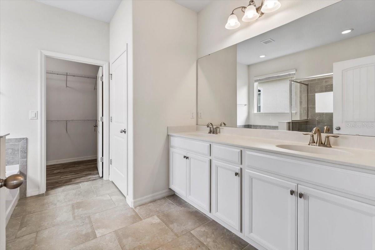 Image 22 of 62 For 205 Birkdale Drive