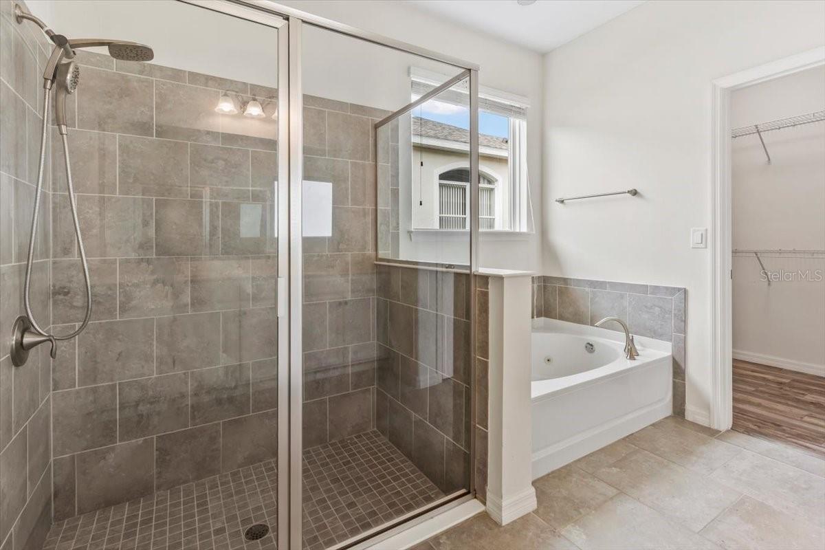 Image 23 of 62 For 205 Birkdale Drive