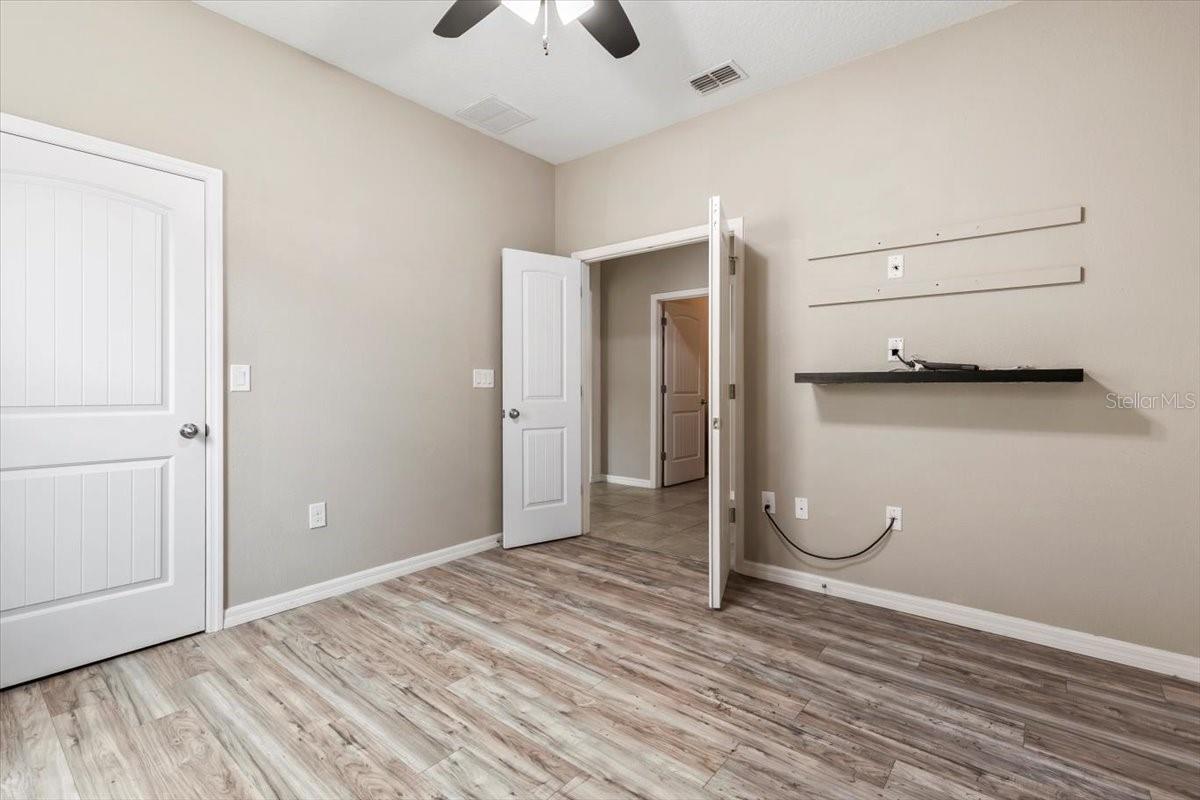 Image 38 of 62 For 205 Birkdale Drive