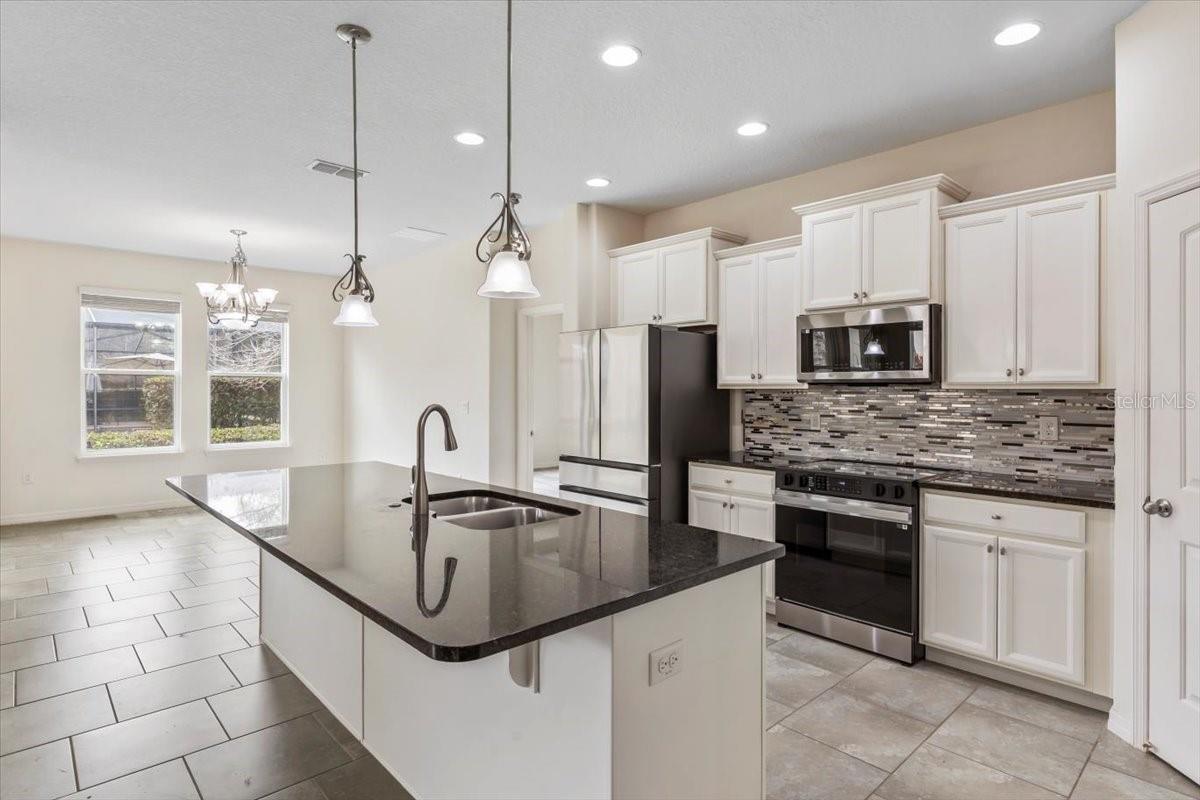 Image 8 of 62 For 205 Birkdale Drive