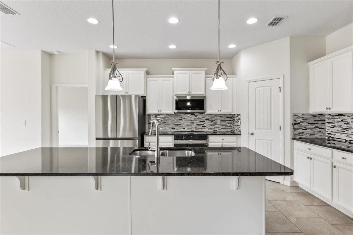 Image 9 of 62 For 205 Birkdale Drive