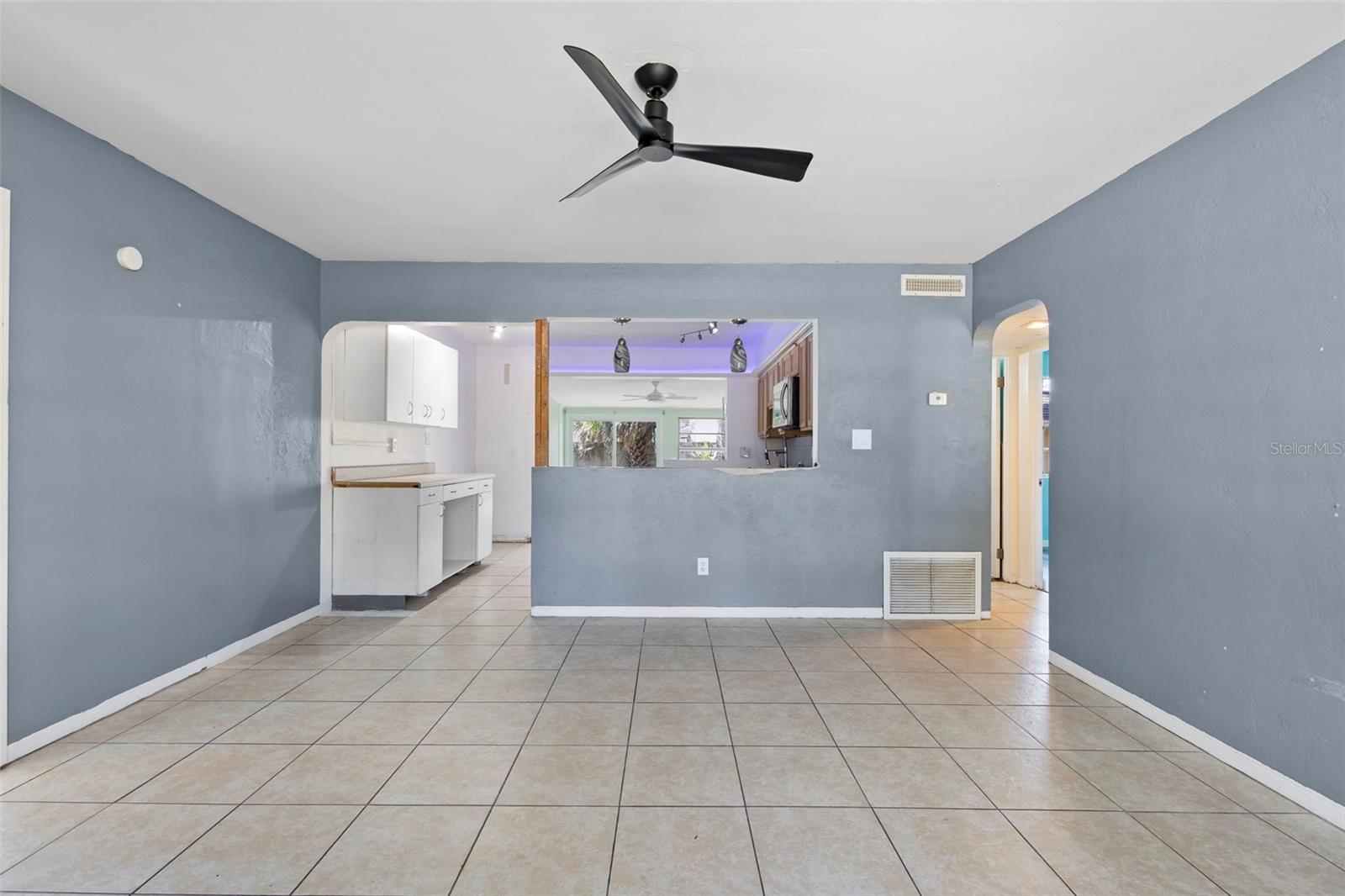 Image 10 of 37 For 1536 Espanola Avenue