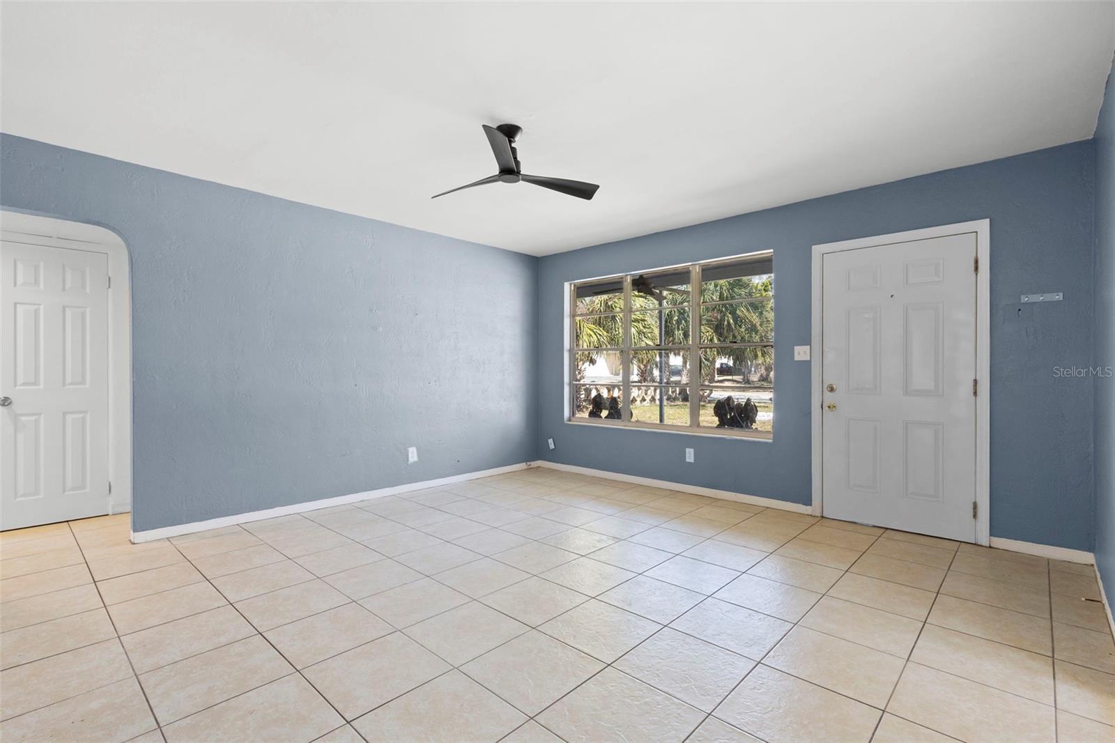 Image 13 of 37 For 1536 Espanola Avenue