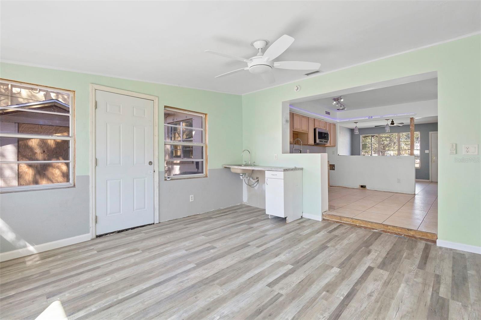 Image 20 of 37 For 1536 Espanola Avenue