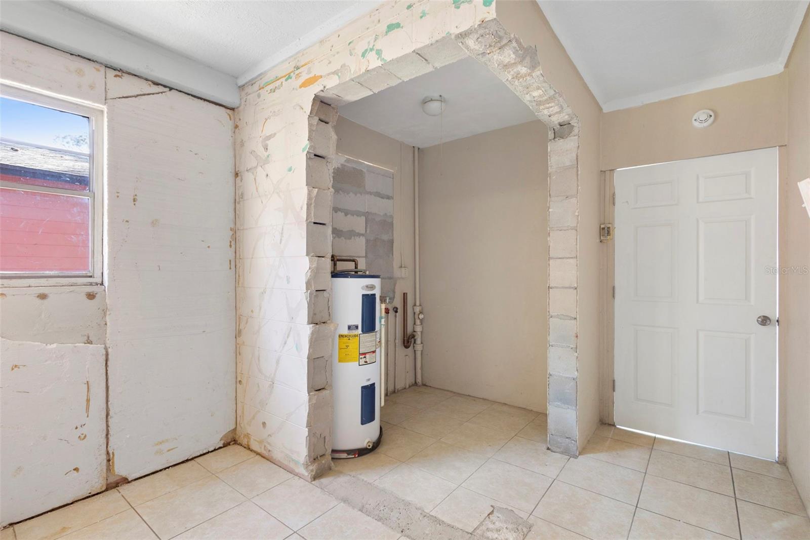 Image 26 of 37 For 1536 Espanola Avenue