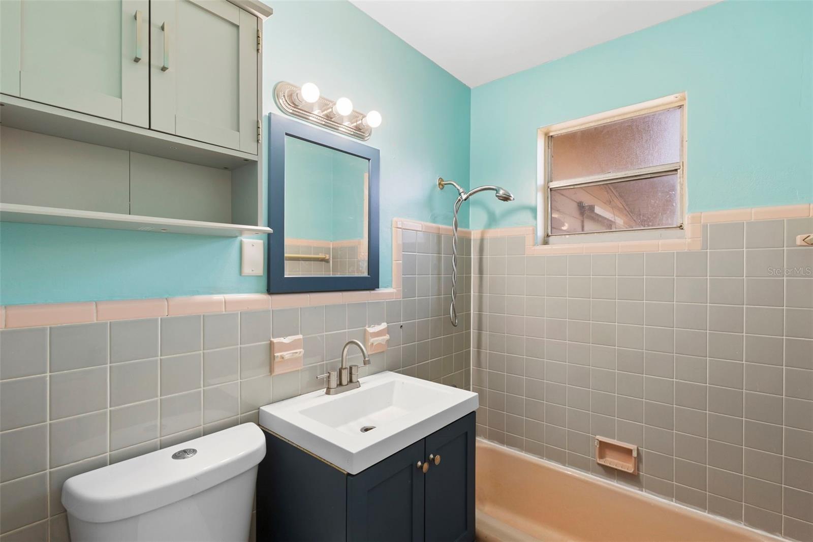 Image 30 of 37 For 1536 Espanola Avenue