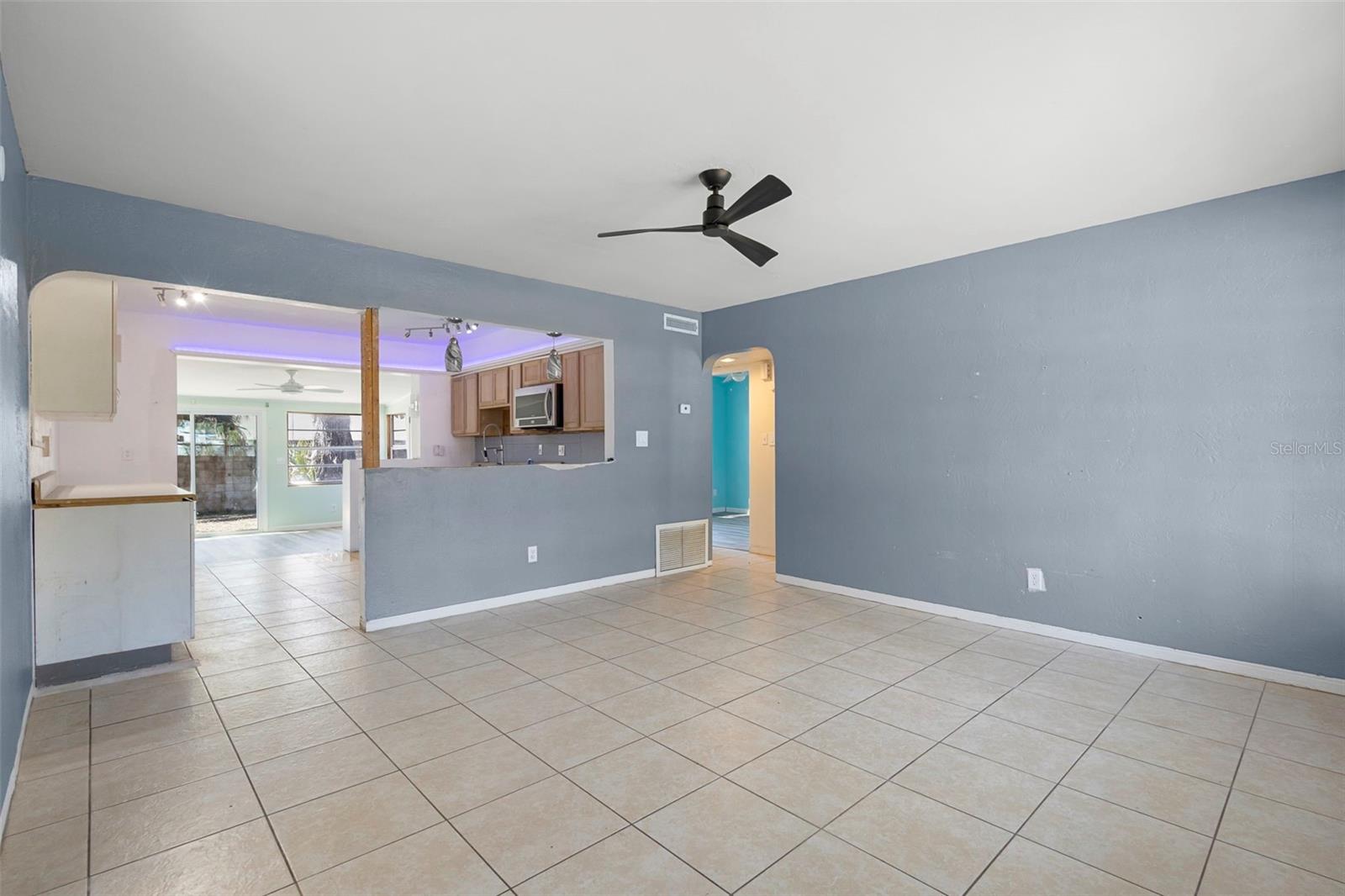 Image 9 of 37 For 1536 Espanola Avenue