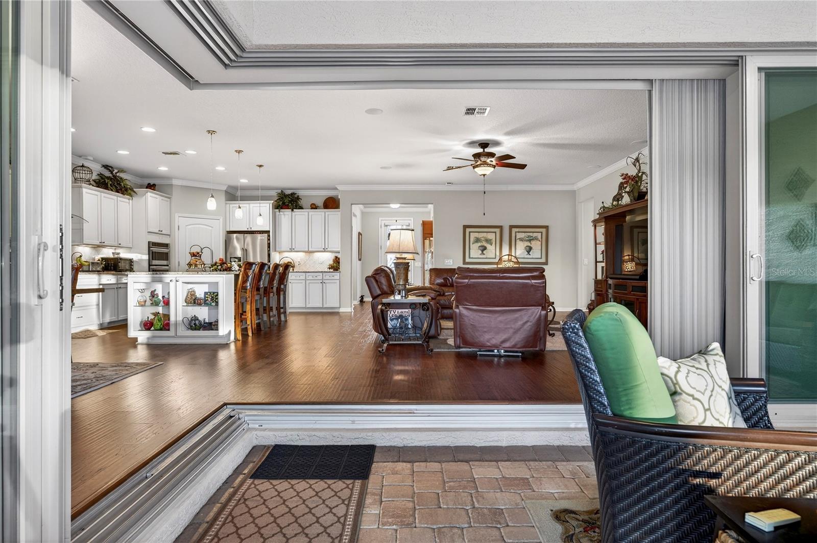 Image 16 of 52 For 9527 70th Loop