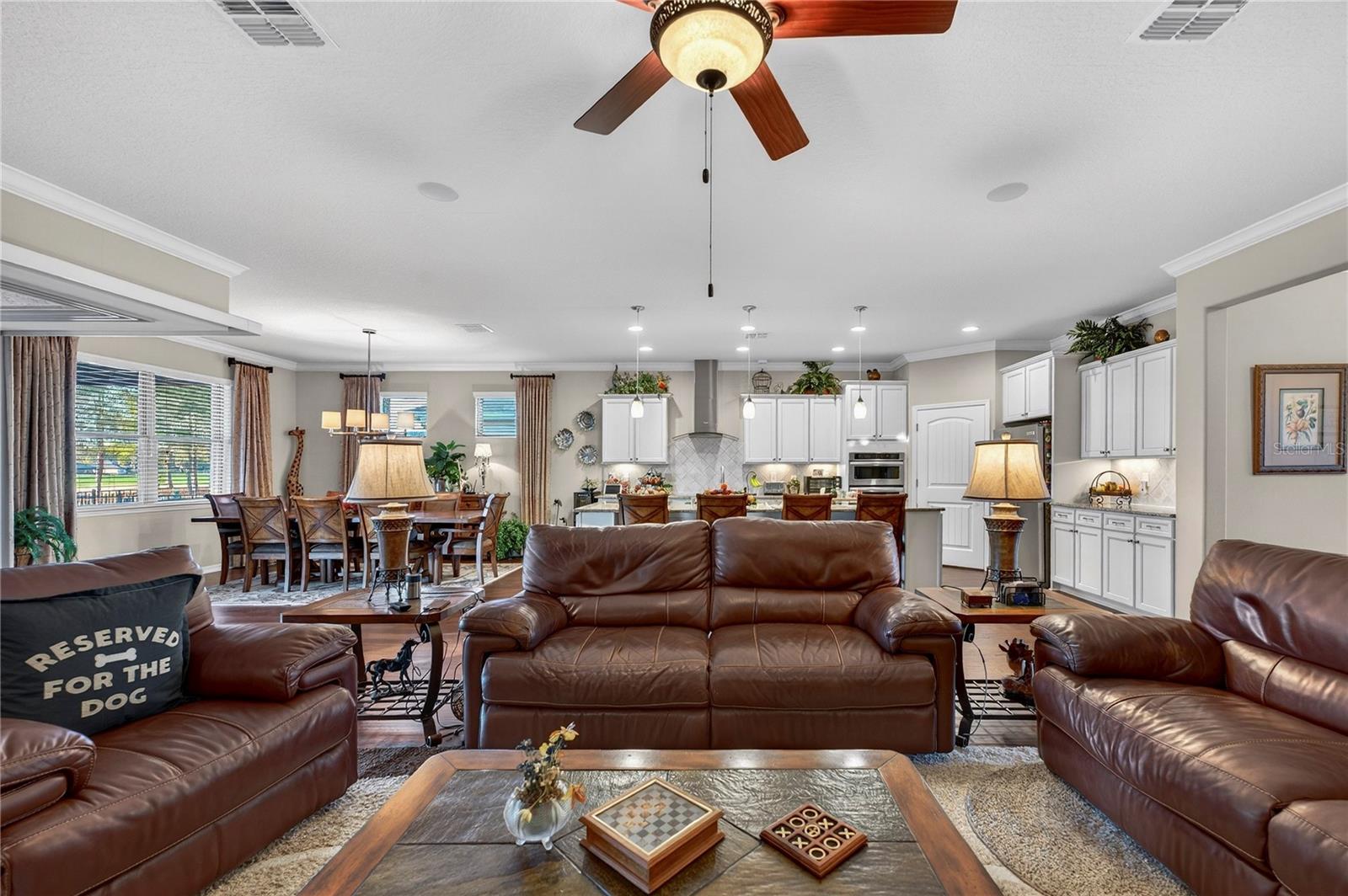 Image 19 of 52 For 9527 70th Loop