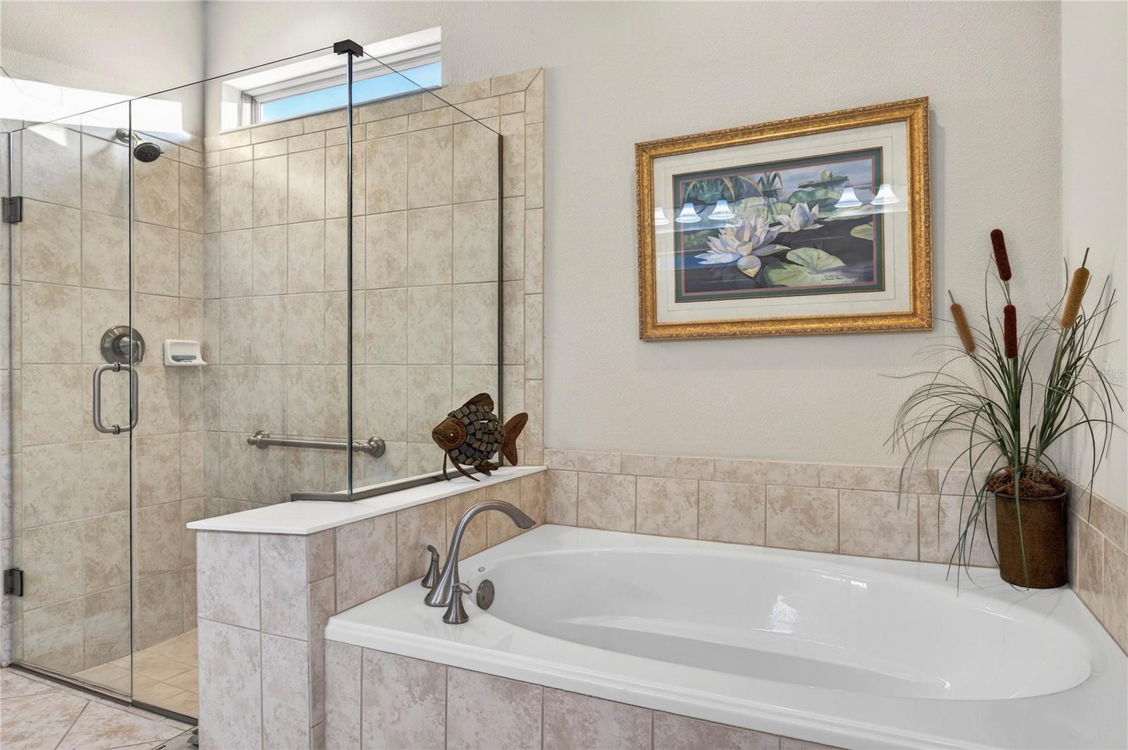 Image 28 of 52 For 9527 70th Loop