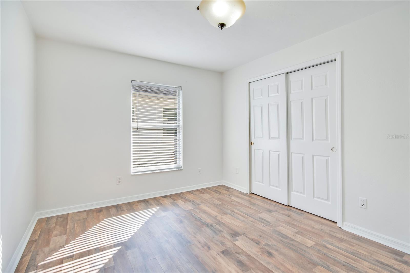 Image 17 of 25 For 1467 Bay Grove Drive