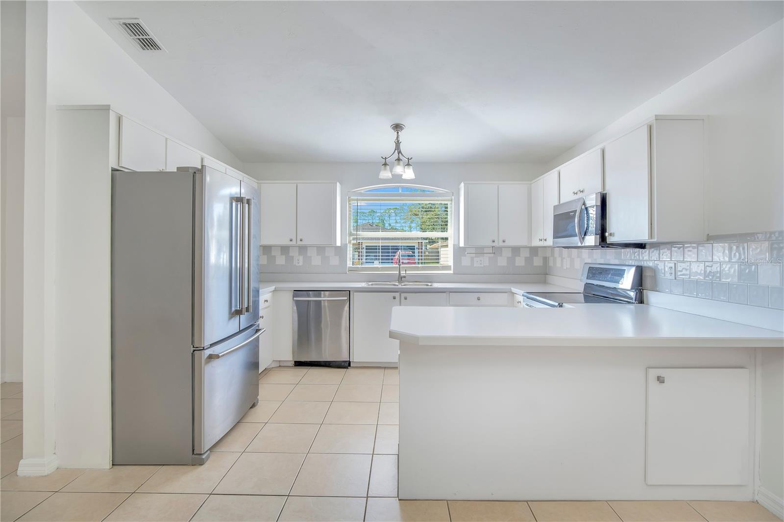 Image 5 of 25 For 1467 Bay Grove Drive