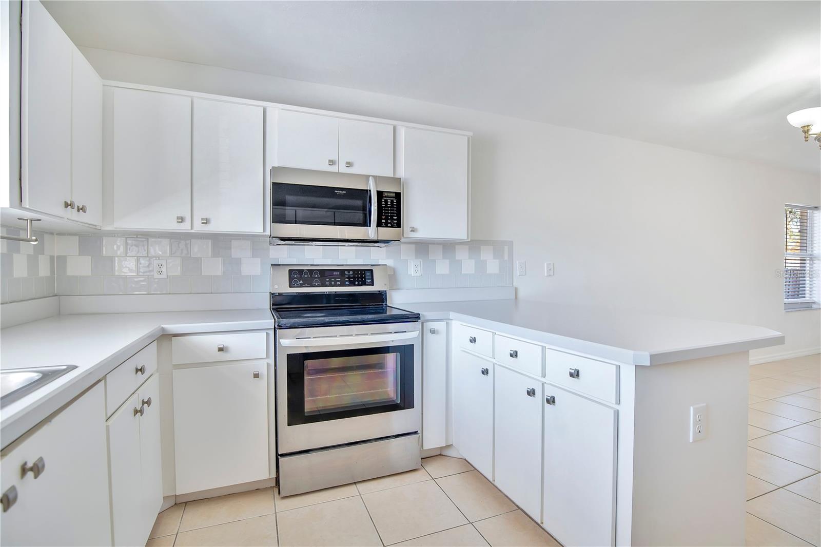 Image 6 of 25 For 1467 Bay Grove Drive