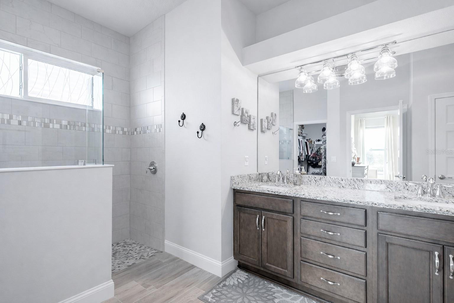 Image 8 of 25 For 112 Portofino Blvd