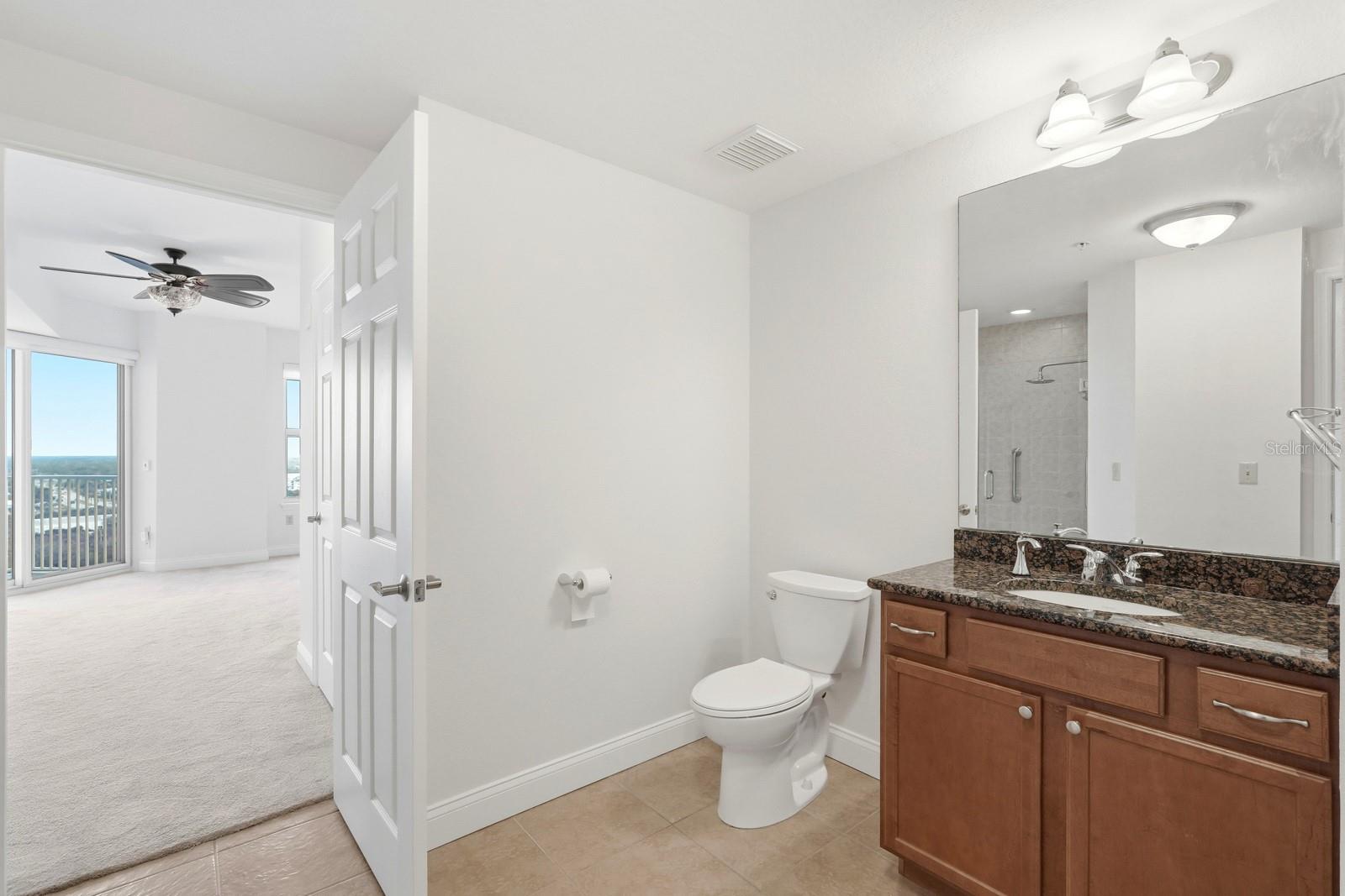 Image 33 of 57 For 2801 Ridgewood Avenue 1504