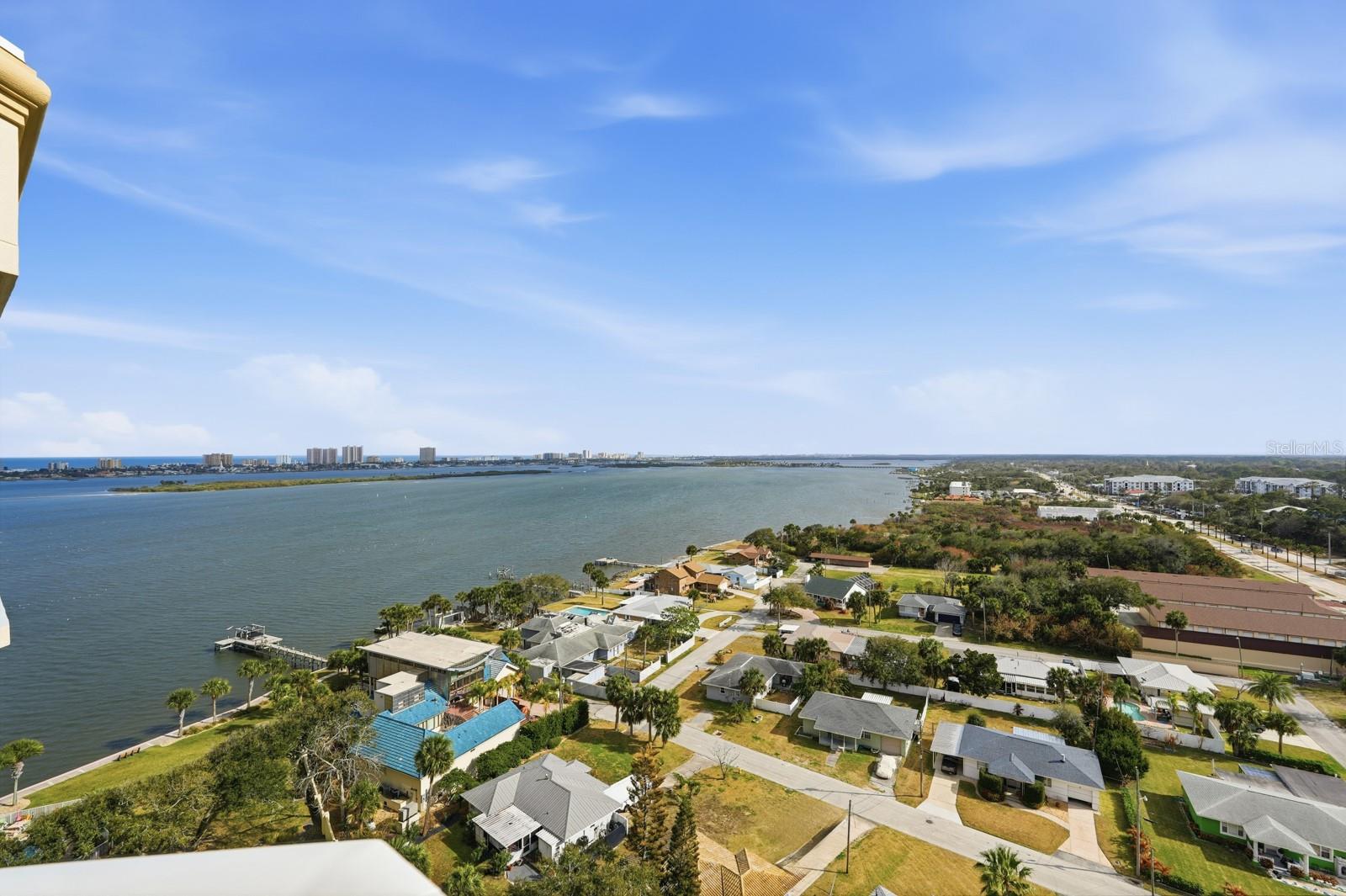 Image 37 of 57 For 2801 Ridgewood Avenue 1504