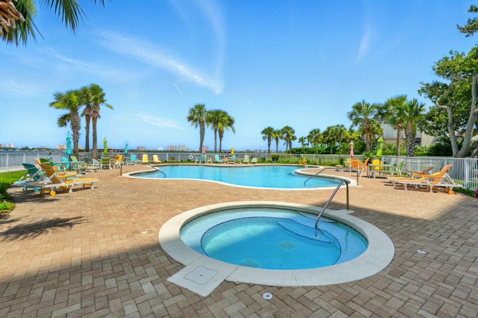 Image 39 of 57 For 2801 Ridgewood Avenue 1504