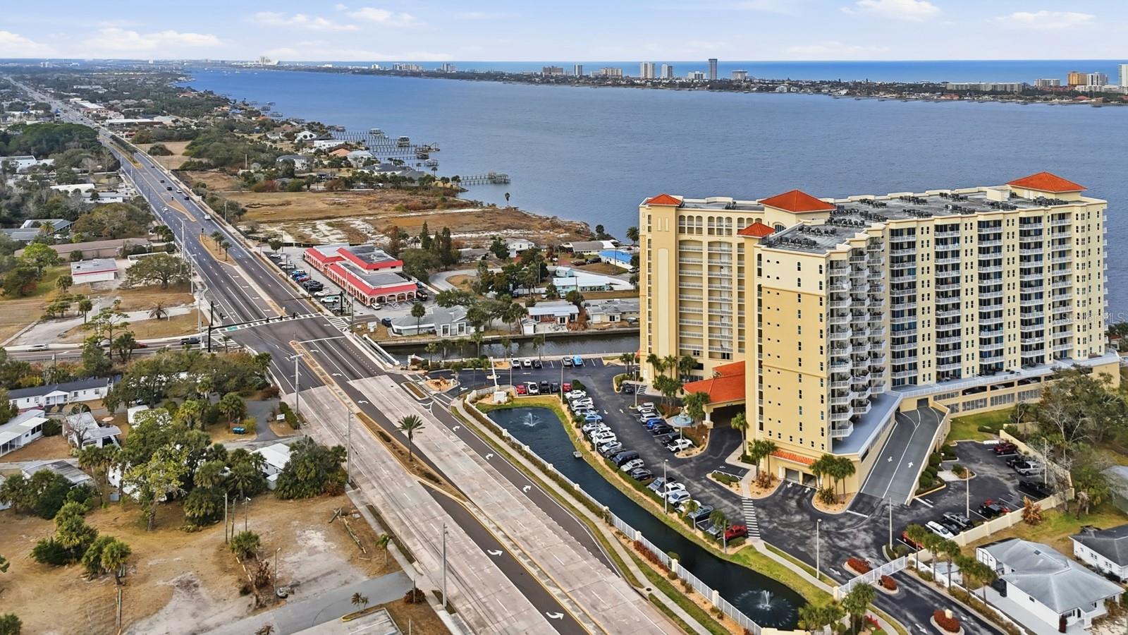 Image 5 of 57 For 2801 Ridgewood Avenue 1504