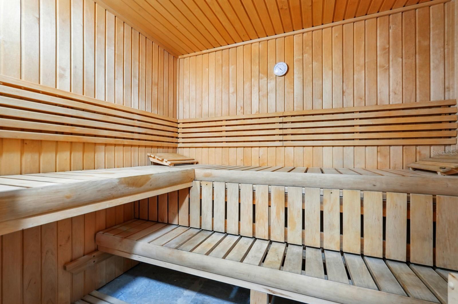 Image 51 of 57 For 2801 Ridgewood Avenue 1504