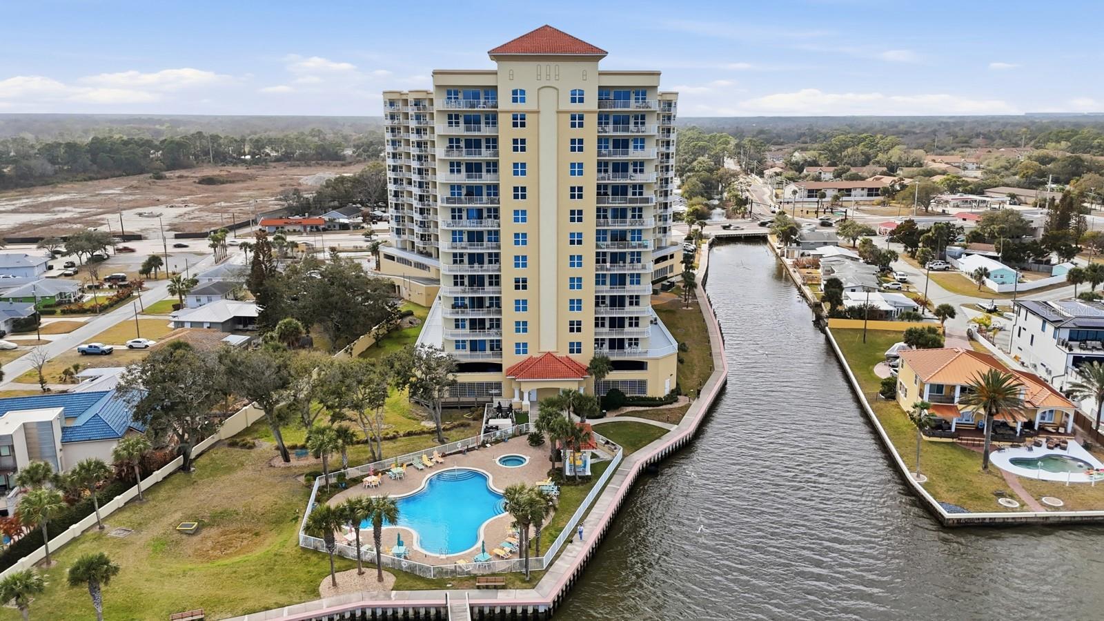 Image 8 of 57 For 2801 Ridgewood Avenue 1504