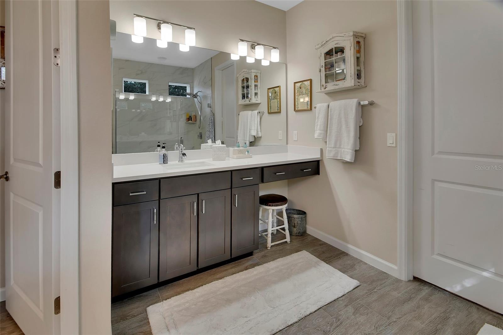 Image 17 of 44 For 245 Old Moss Circle