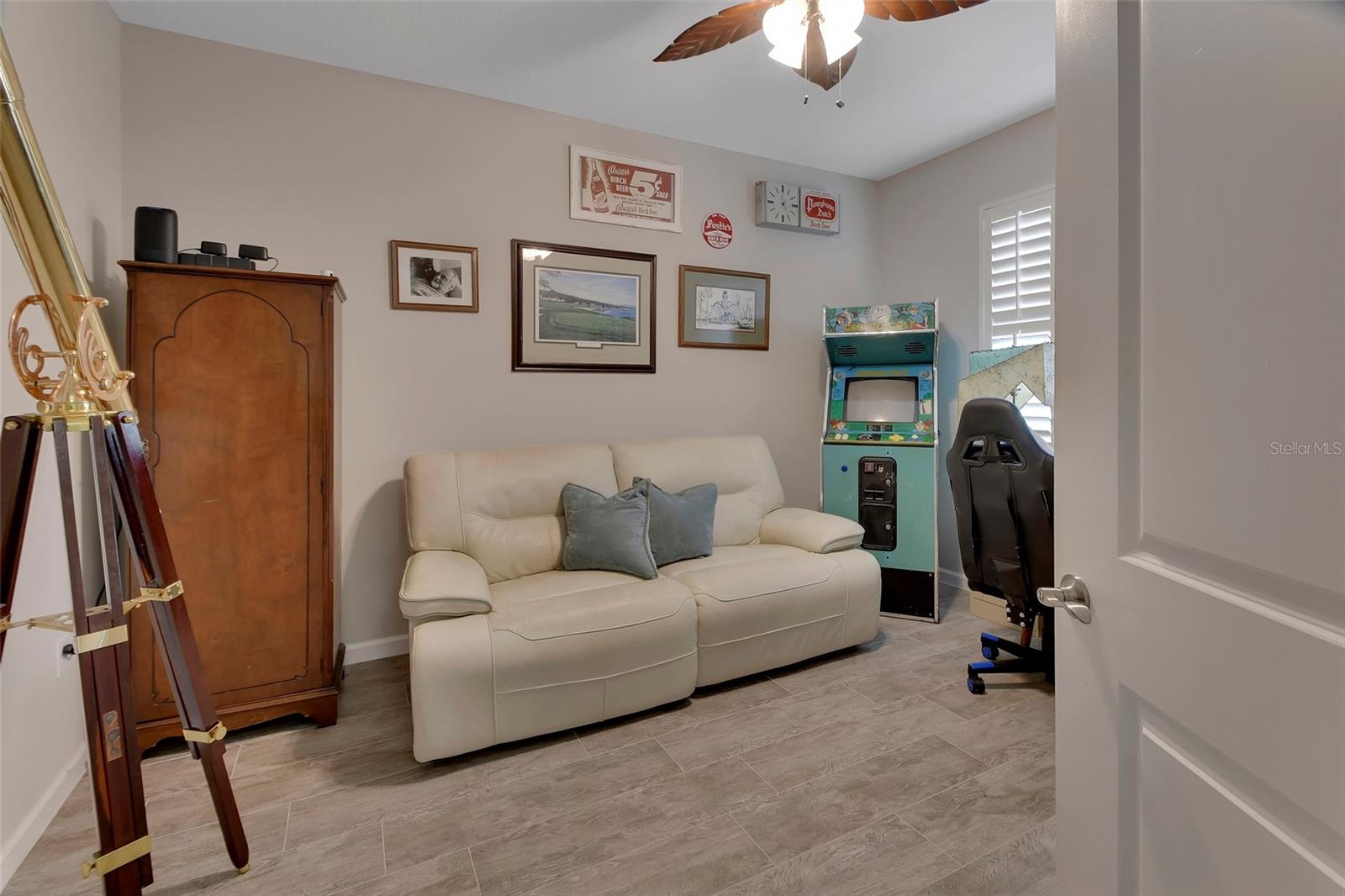 Image 22 of 44 For 245 Old Moss Circle