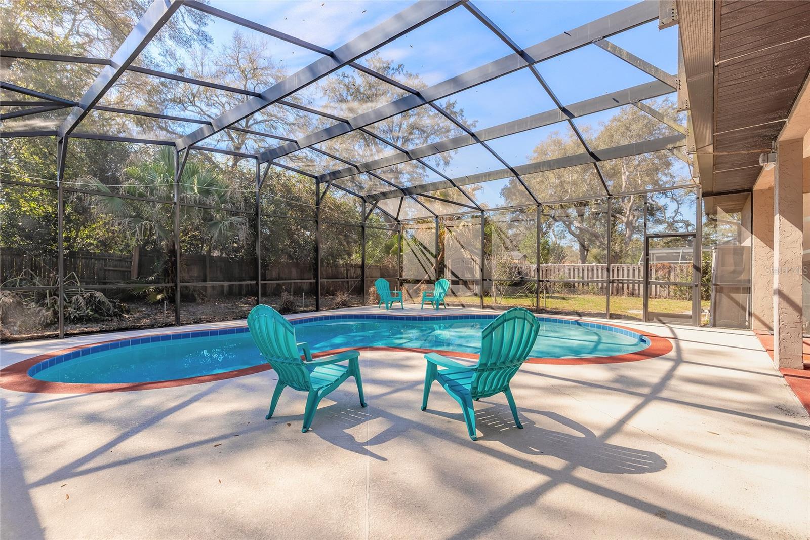 Image 20 of 44 For 452 Holly Drive