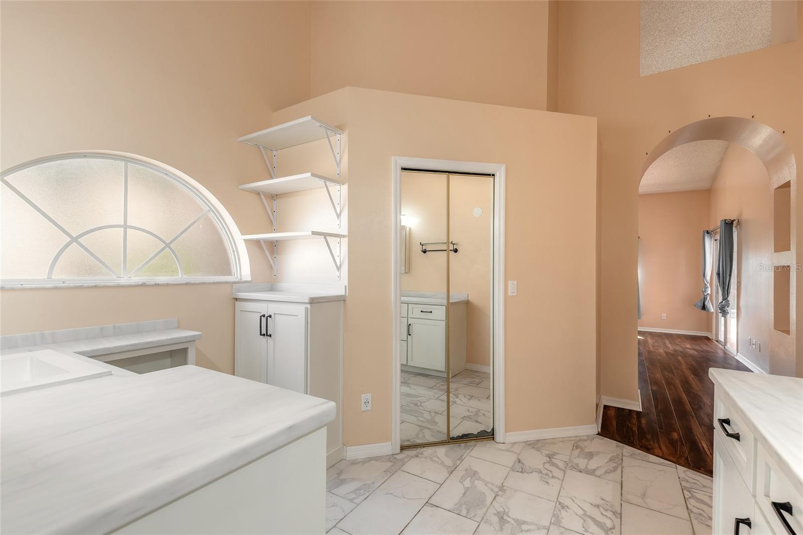 Image 31 of 44 For 452 Holly Drive