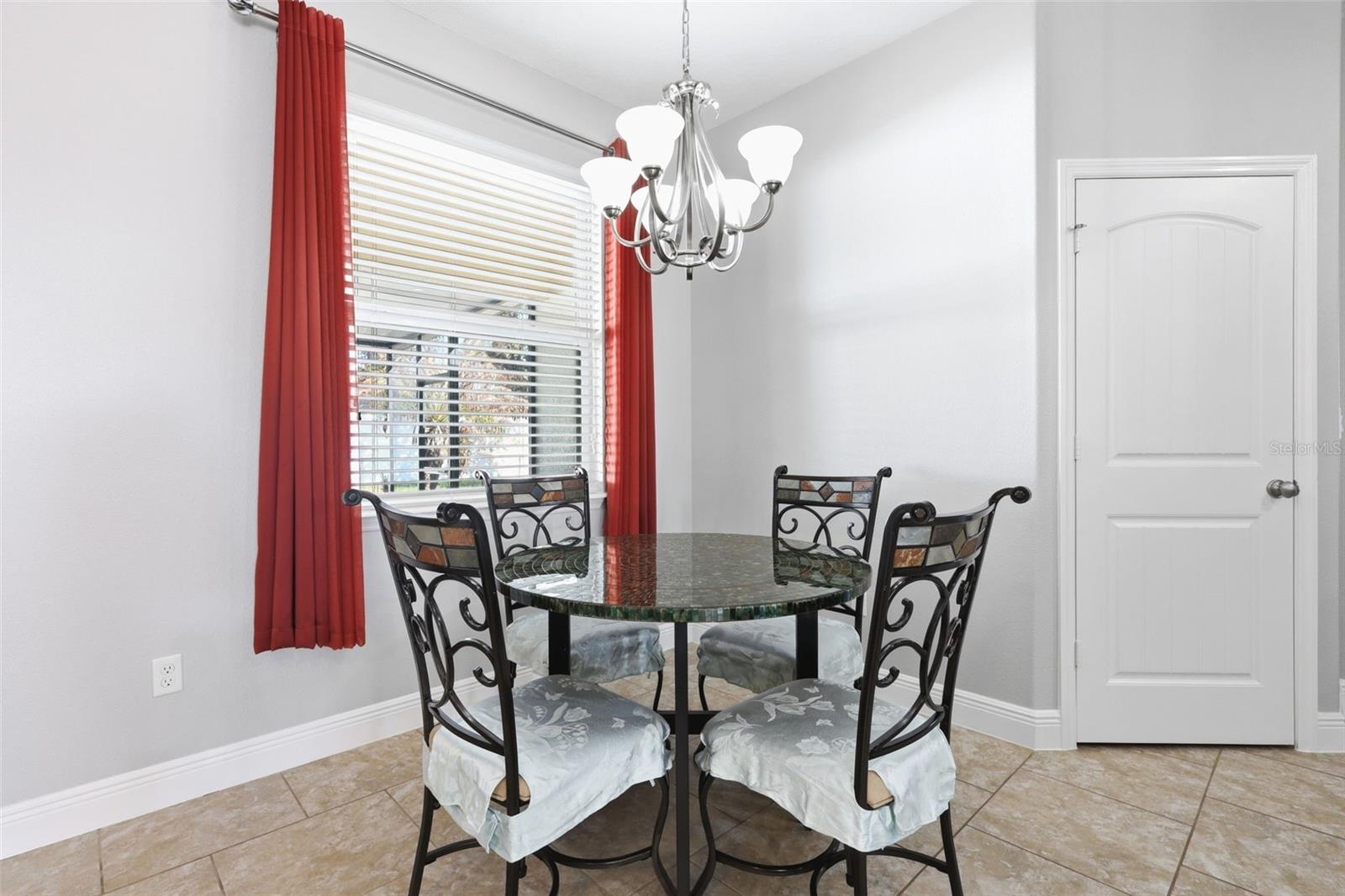 Image 19 of 54 For 1457 Daystar Lane