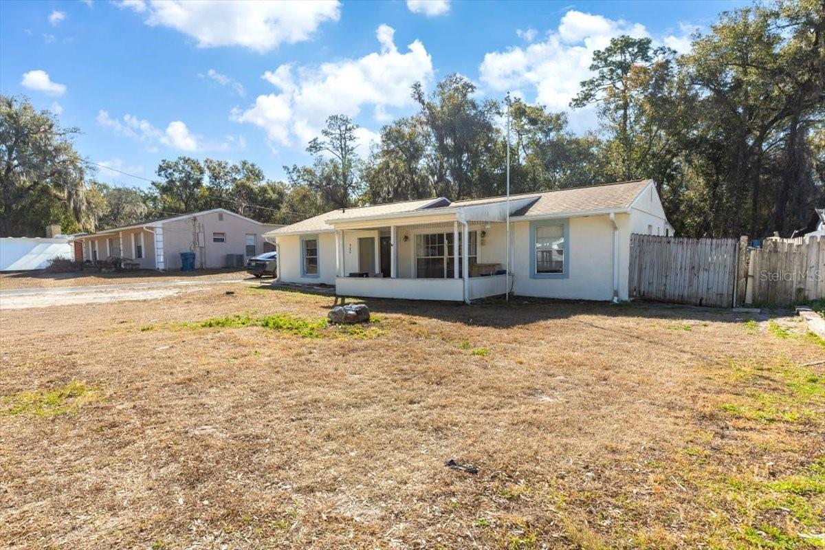 Image 26 of 37 For 980 Thelma Avenue