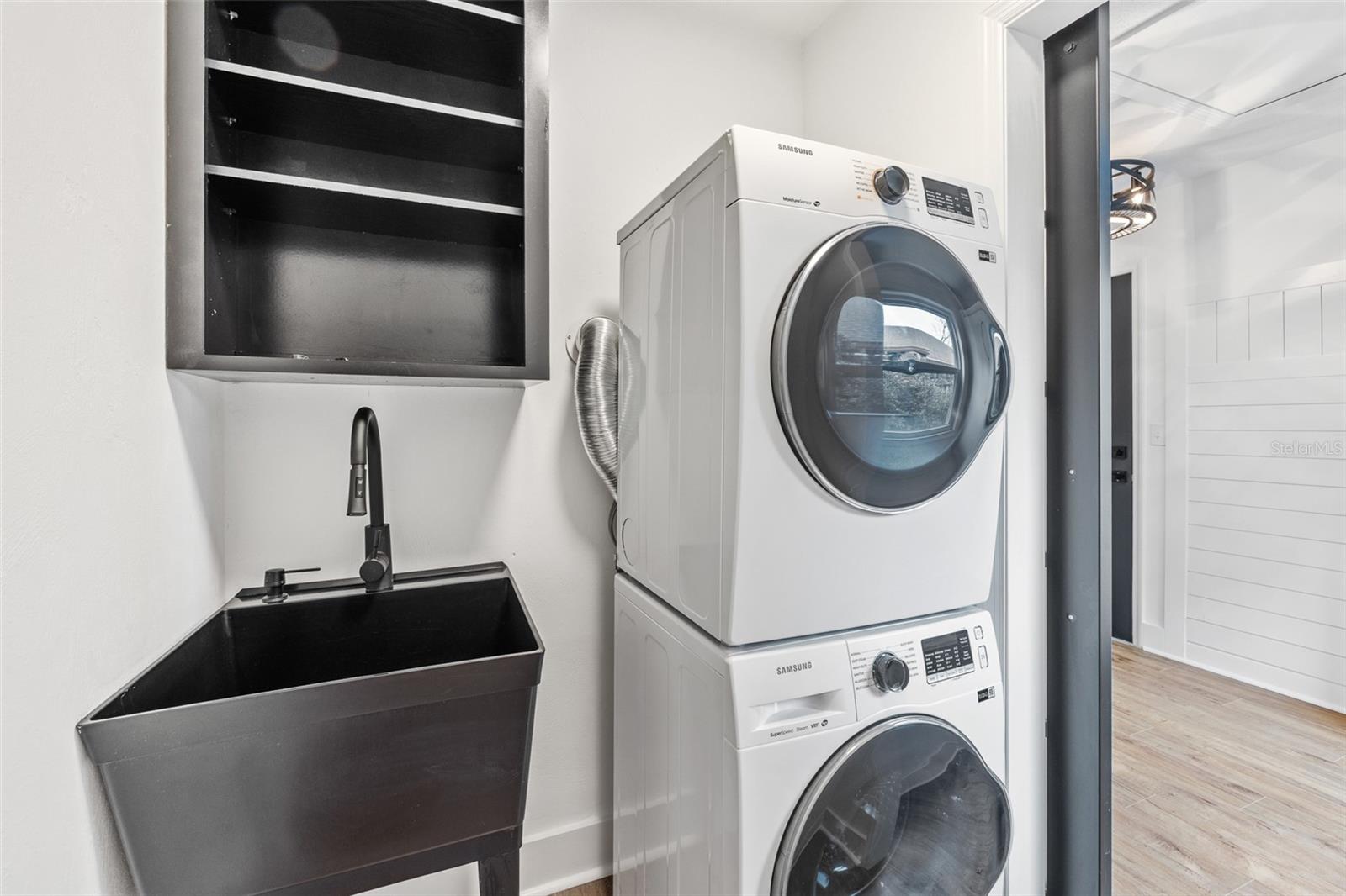 Image 19 of 52 For 136 Sea Duck Circle E