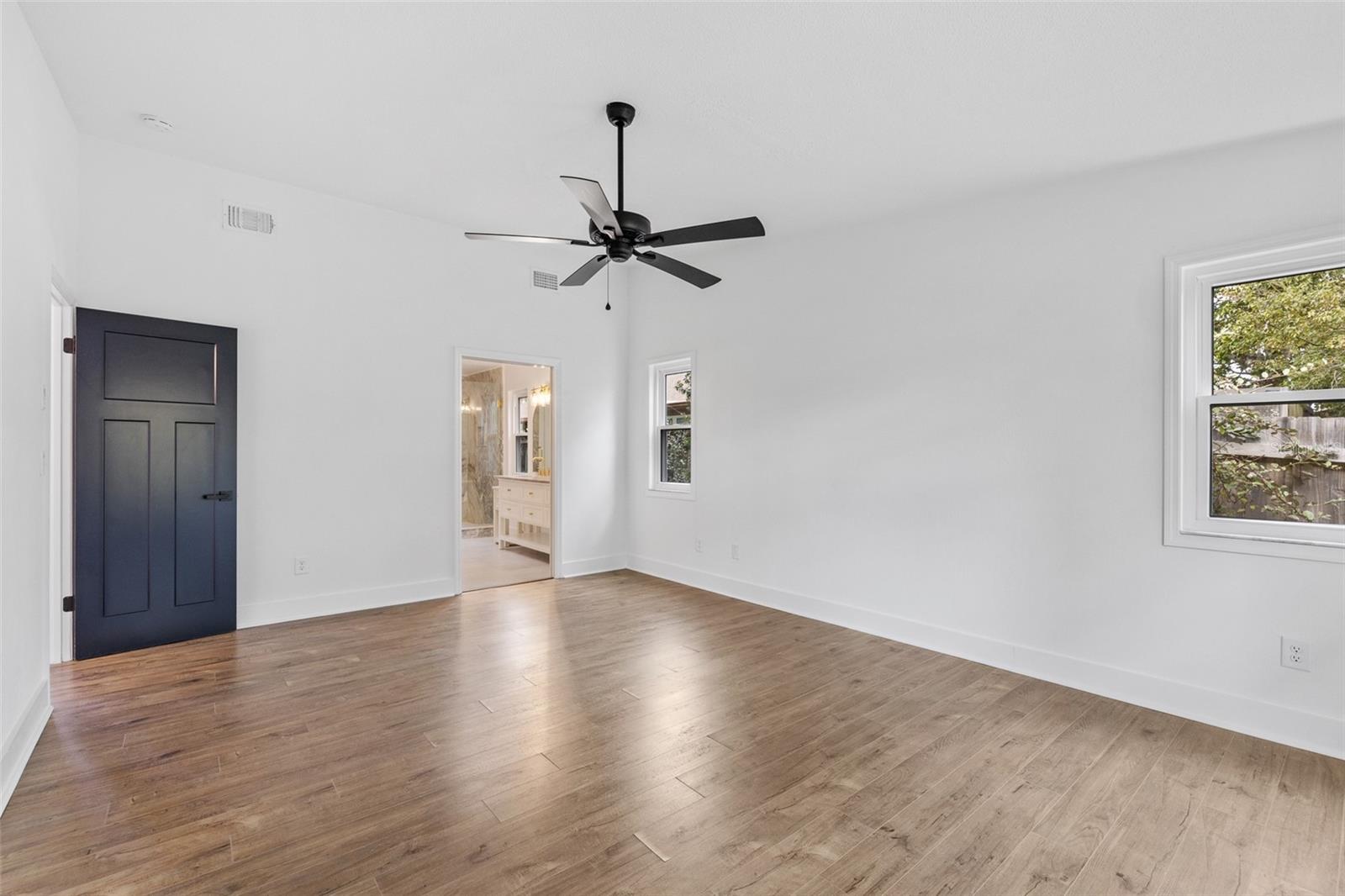 Image 28 of 52 For 136 Sea Duck Circle E