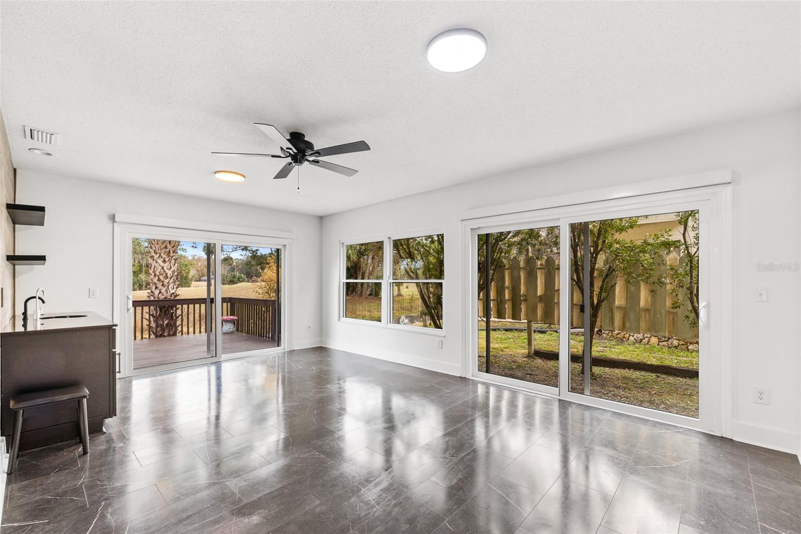 Image 8 of 52 For 136 Sea Duck Circle E