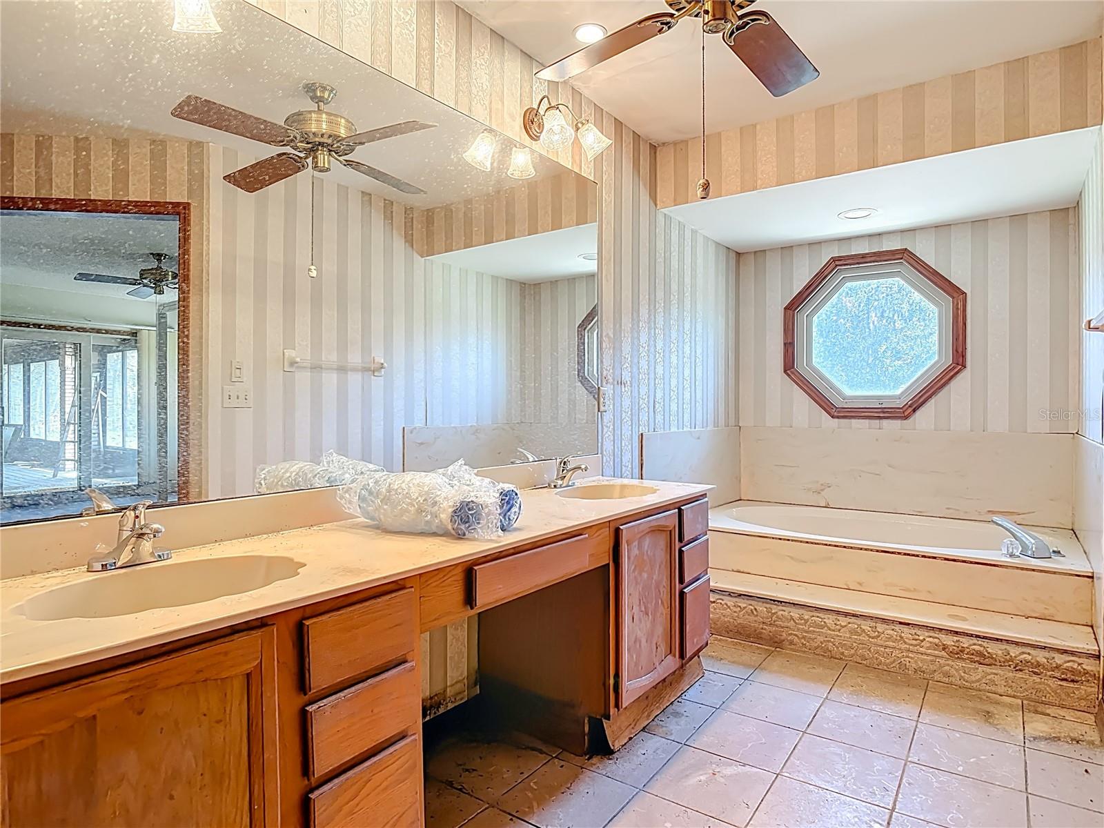 Image 26 of 53 For 1395 Kettledrum Trail