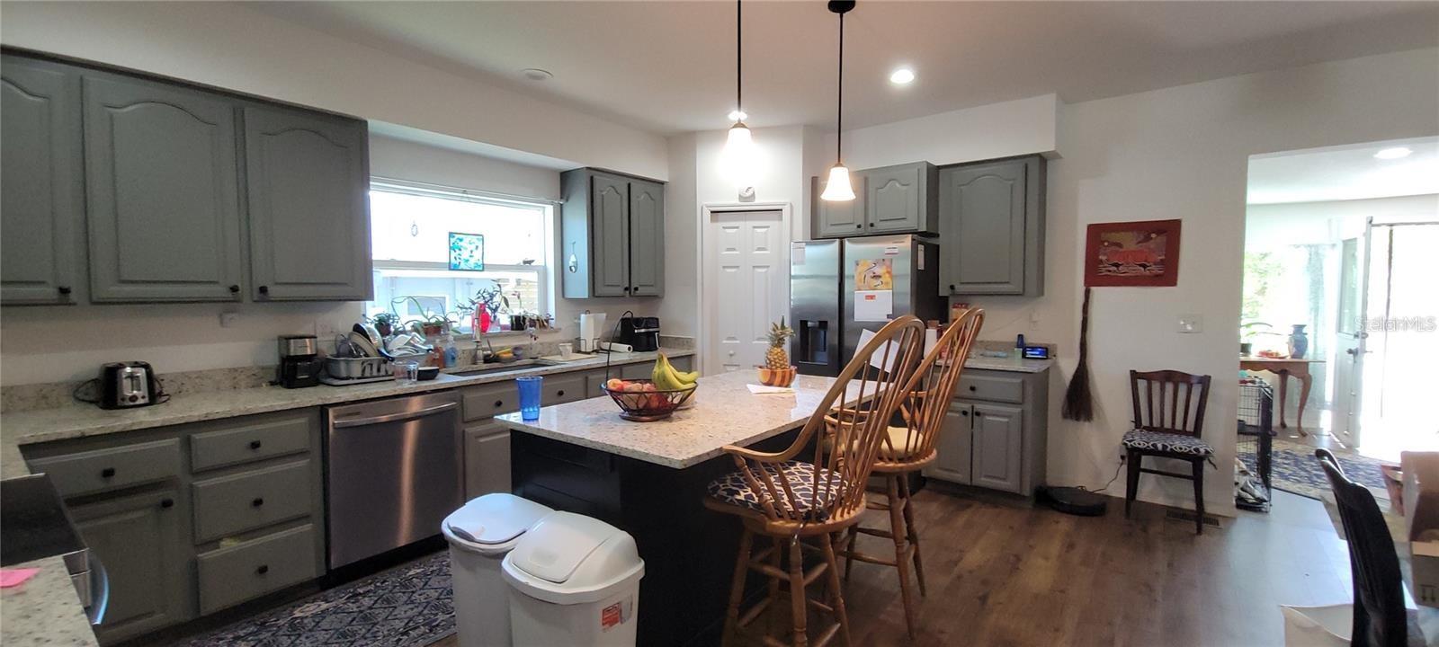 Image 14 of 35 For 416 Howry  