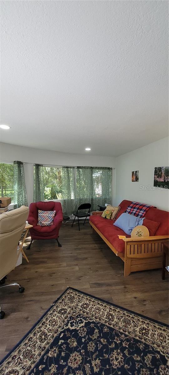 Image 24 of 35 For 416 Howry  