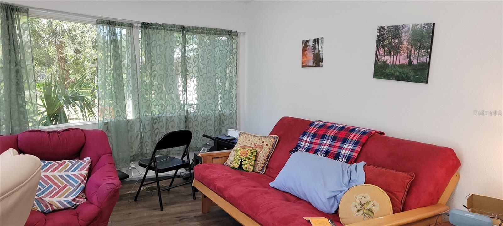 Image 27 of 35 For 416 Howry  