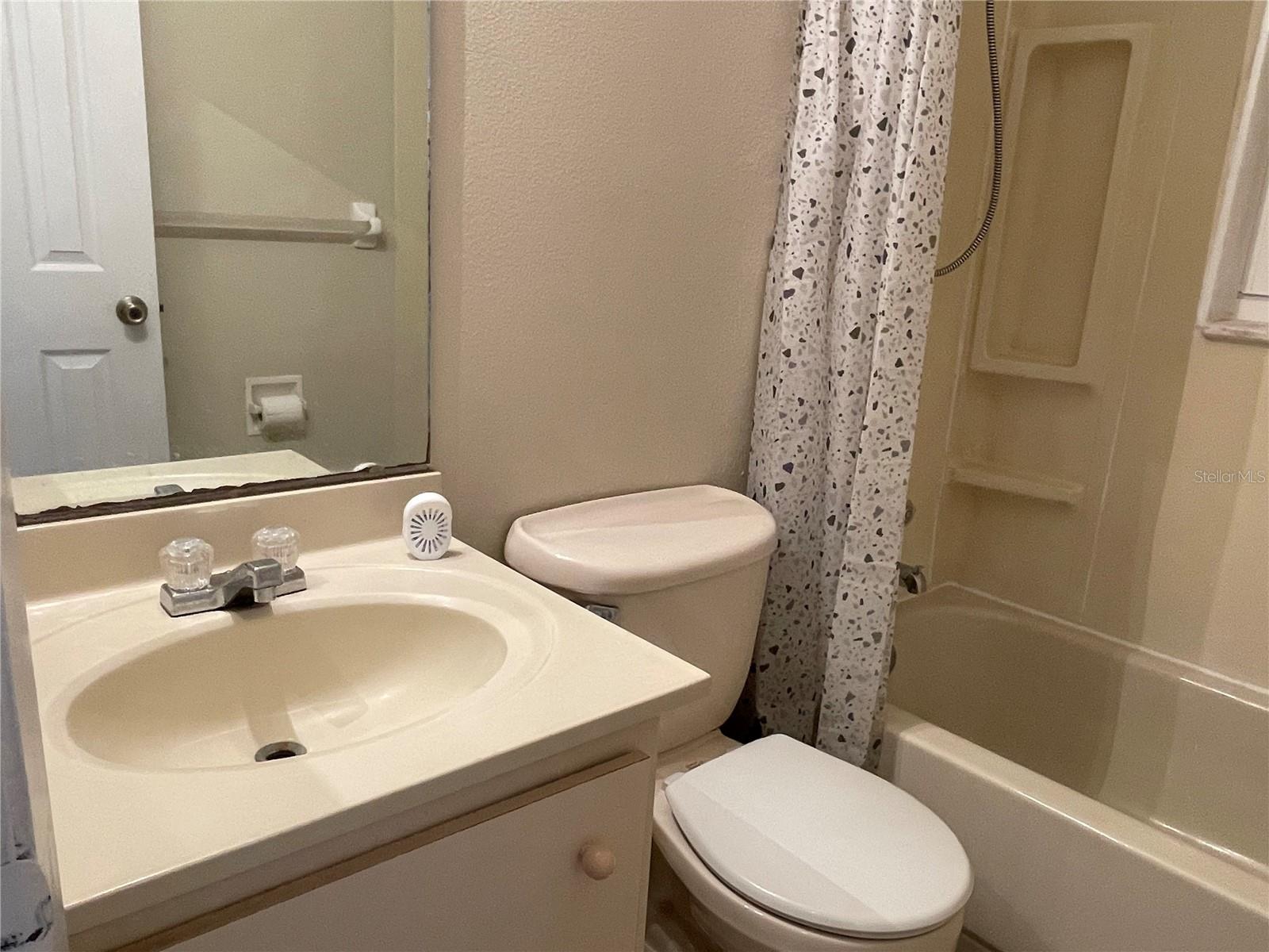 Image 20 of 29 For 2570 Beal Street