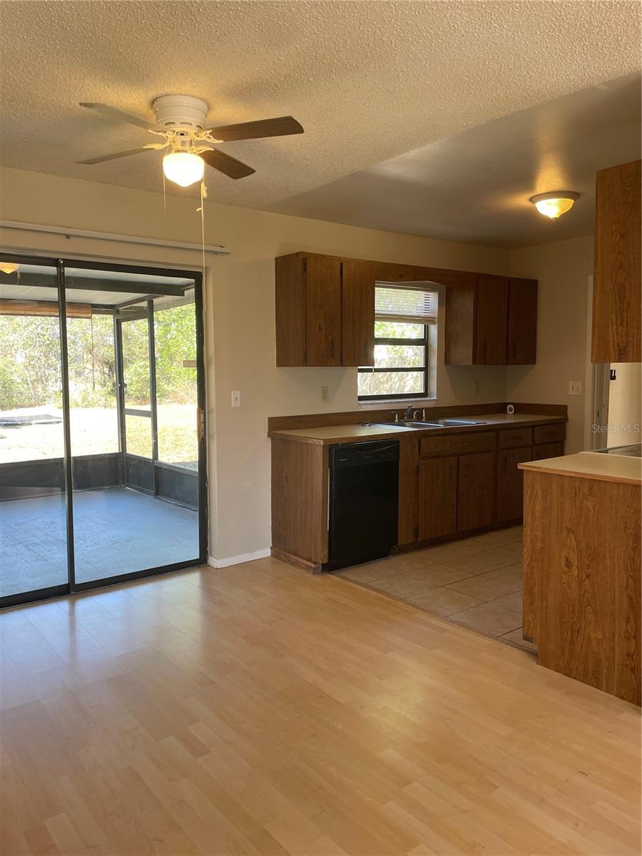 Image 5 of 29 For 2570 Beal Street