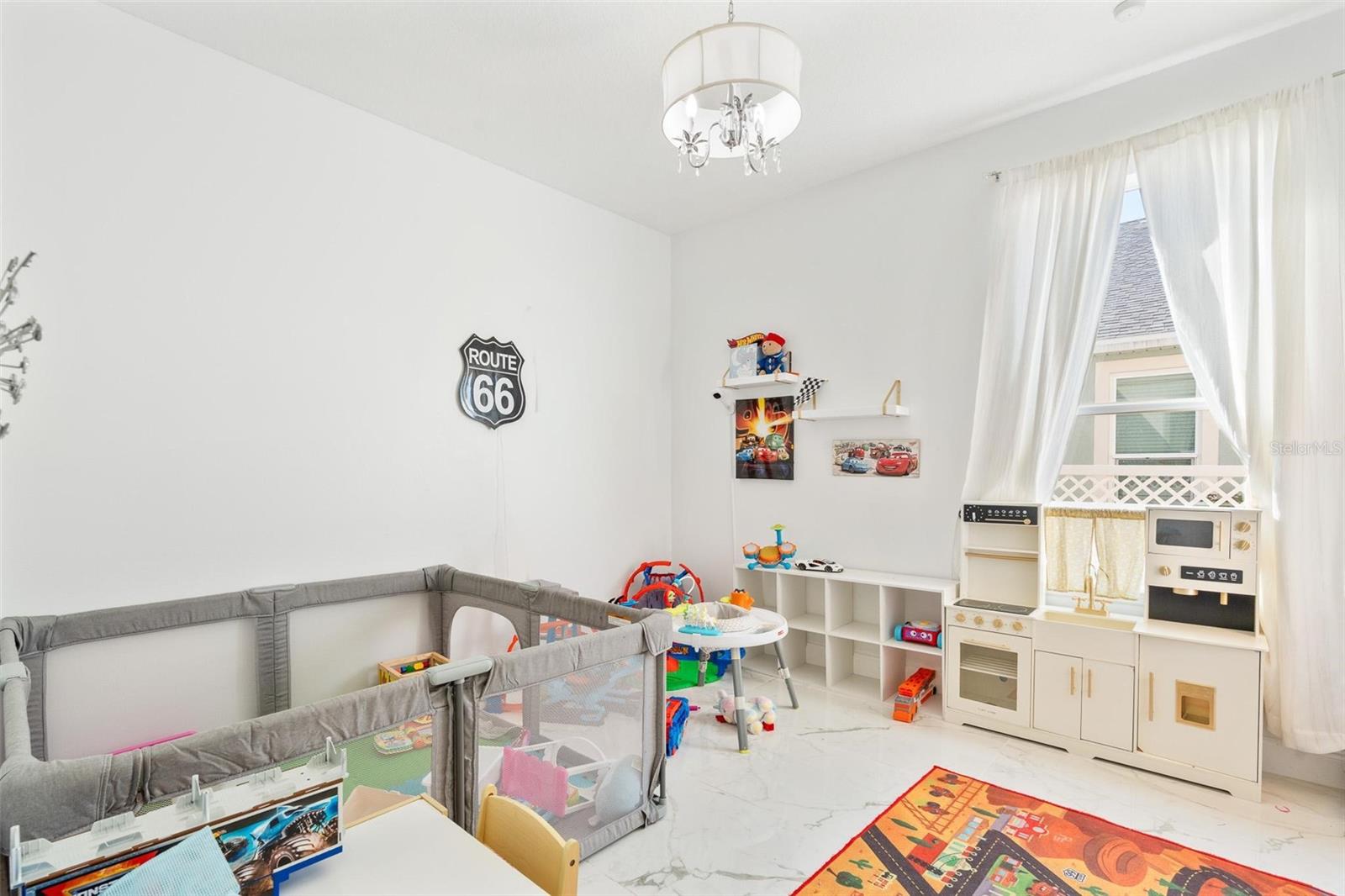 Image 19 of 33 For 400 Brookfield Terrace