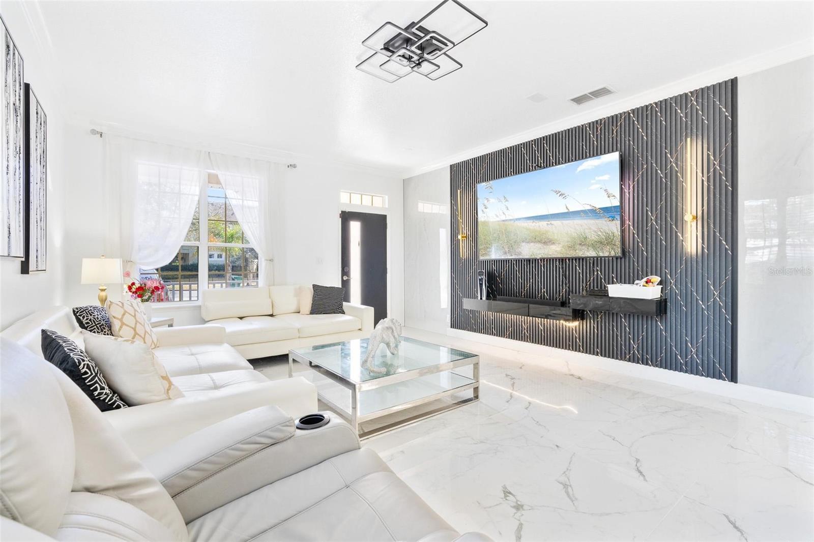 Image 5 of 33 For 400 Brookfield Terrace