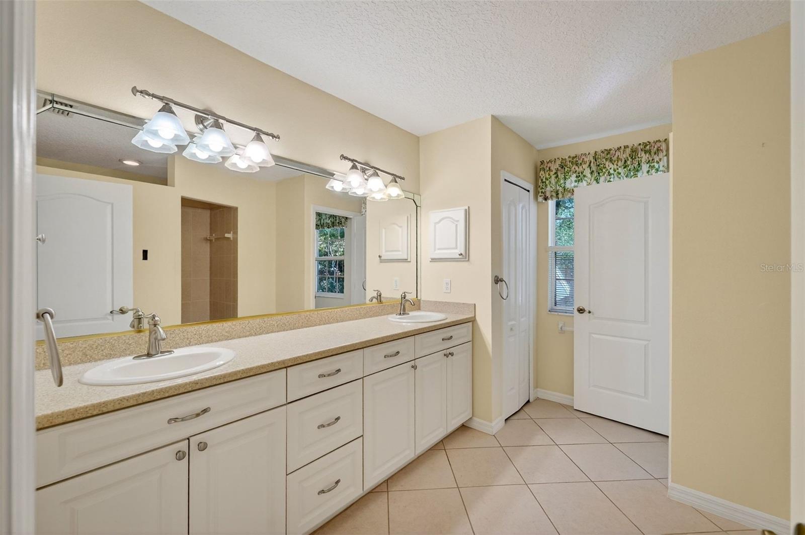 Image 41 of 60 For 4875 Sailfish Drive