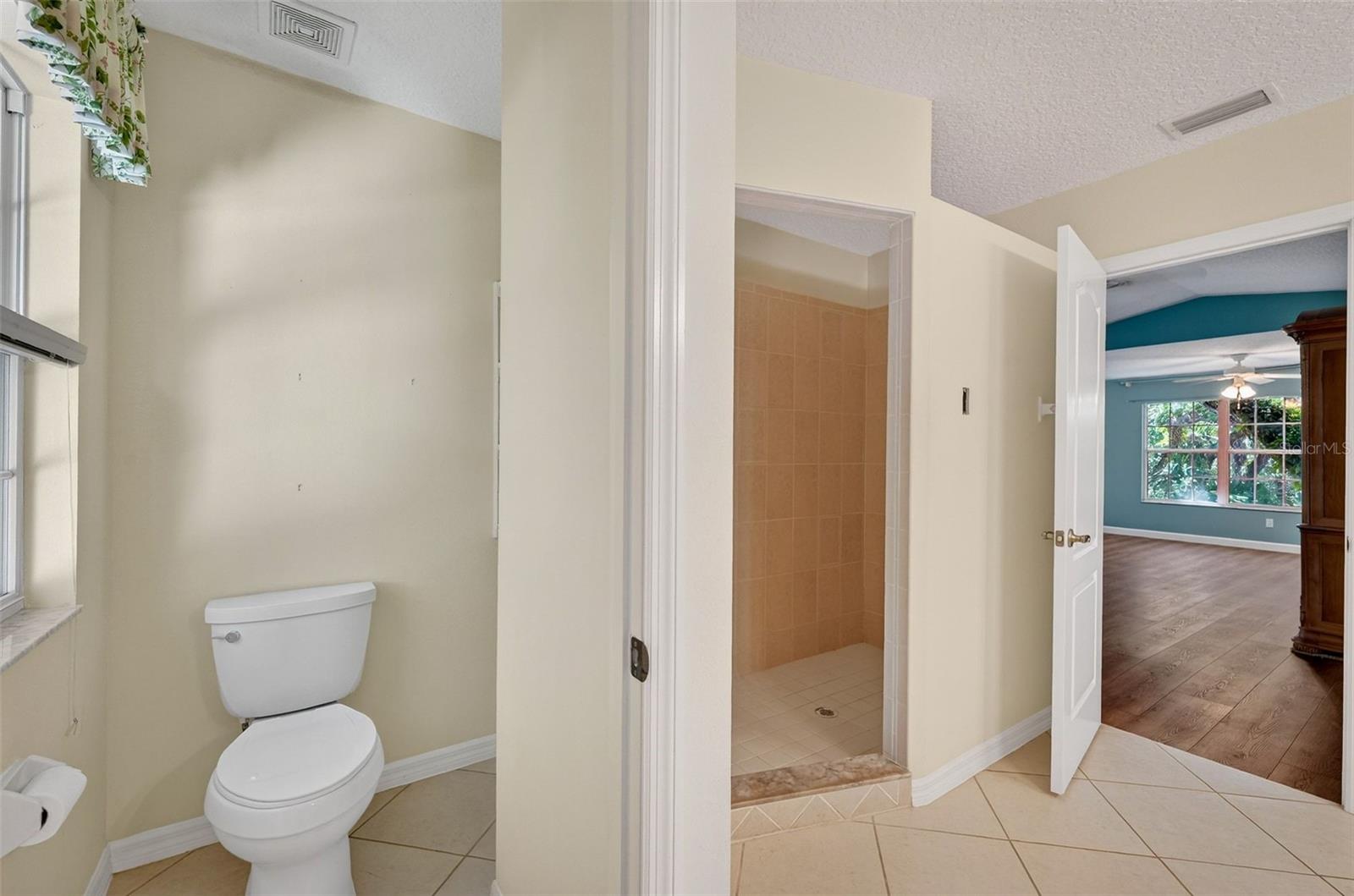 Image 43 of 60 For 4875 Sailfish Drive