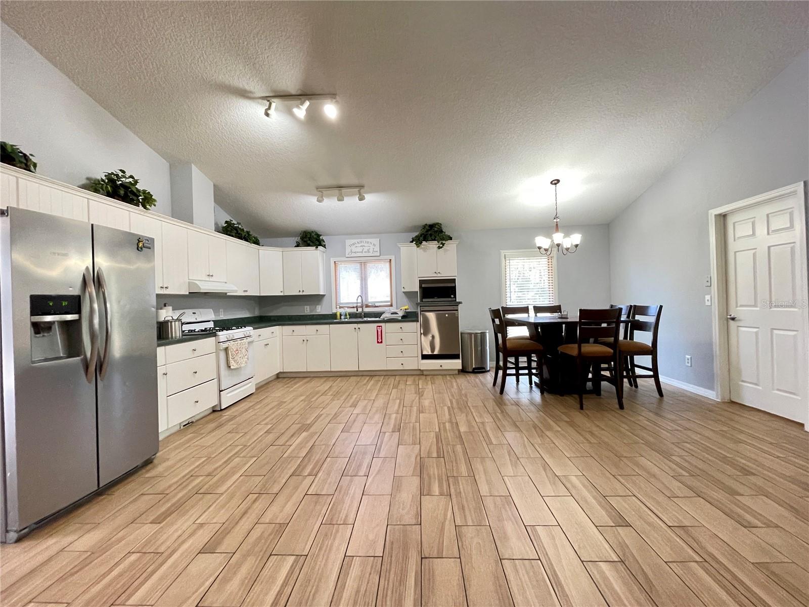 Image 10 of 31 For 945 Mcdonald Road