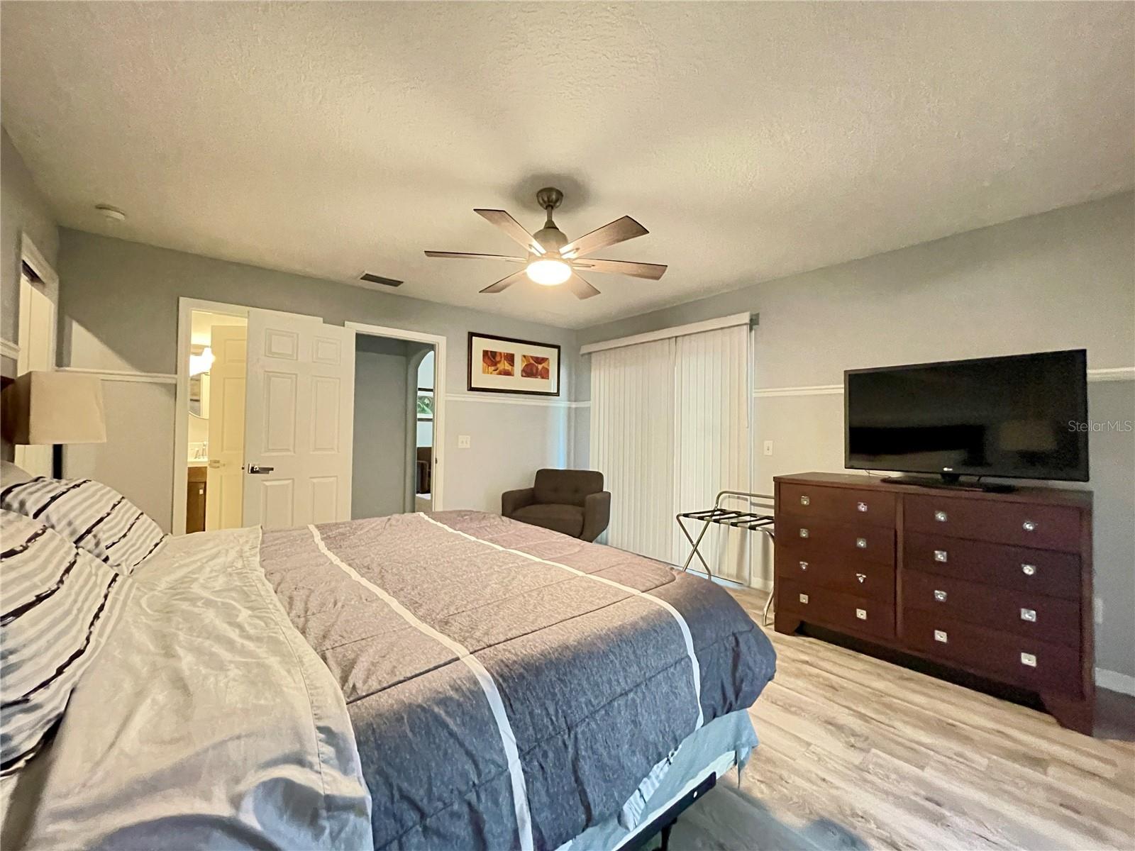 Image 16 of 31 For 945 Mcdonald Road