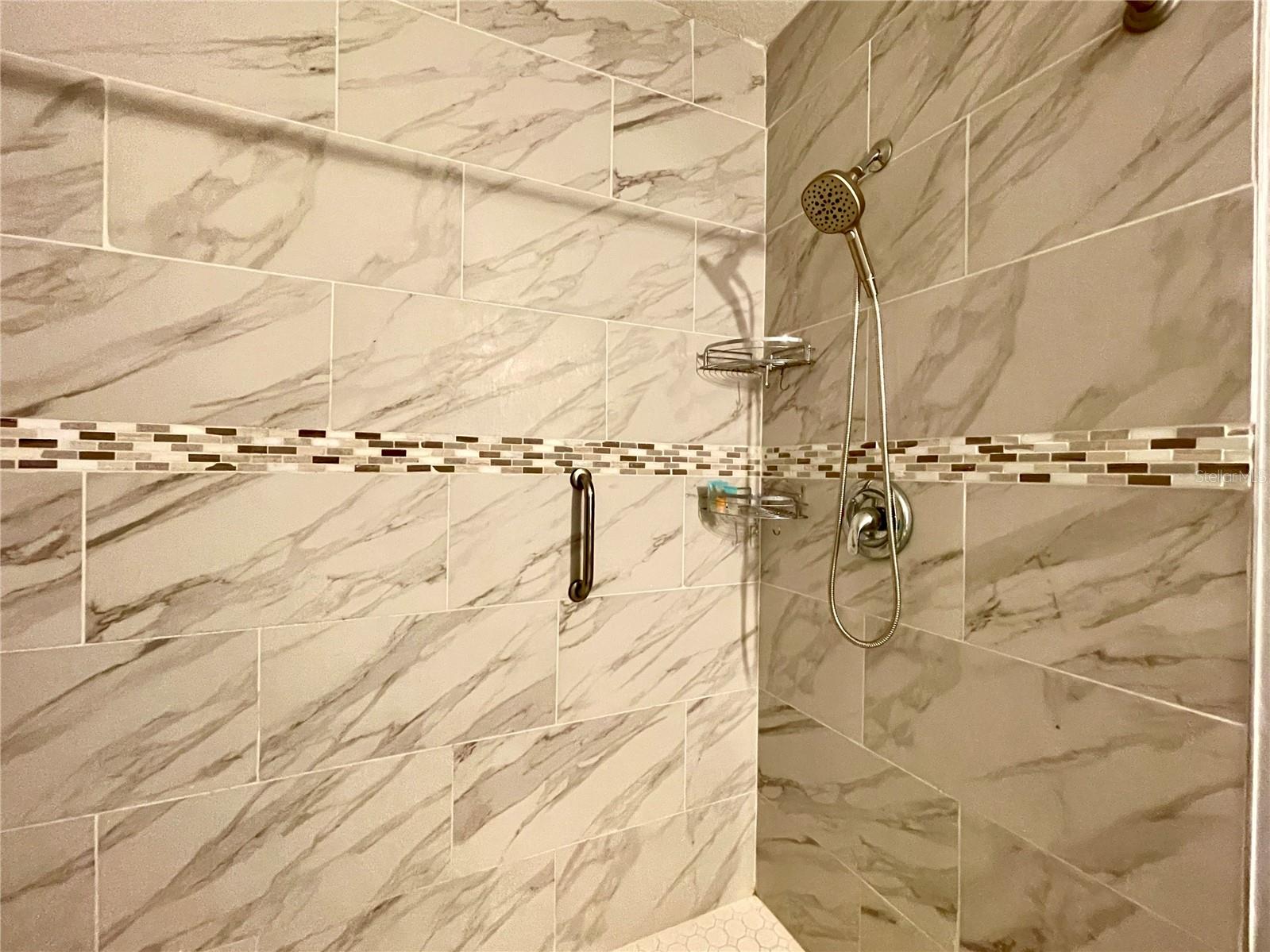 Image 19 of 31 For 945 Mcdonald Road