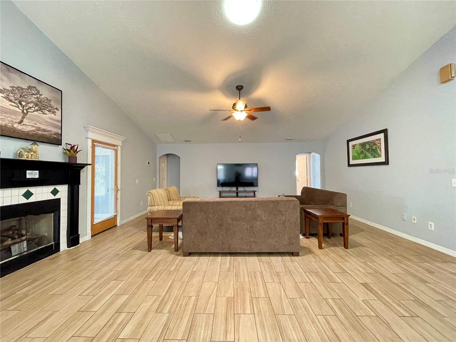 Image 8 of 31 For 945 Mcdonald Road