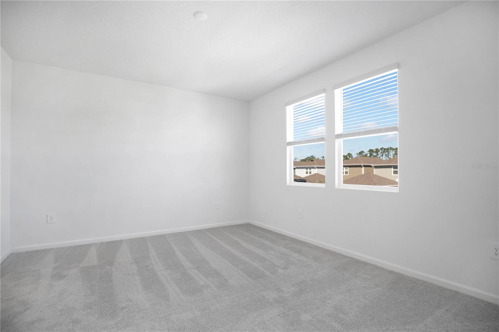 Image 10 of 32 For 714 Squire Avenue